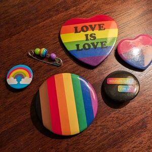 Set of 6 LGBTQIA+ Pride Pins - Mixed Designs